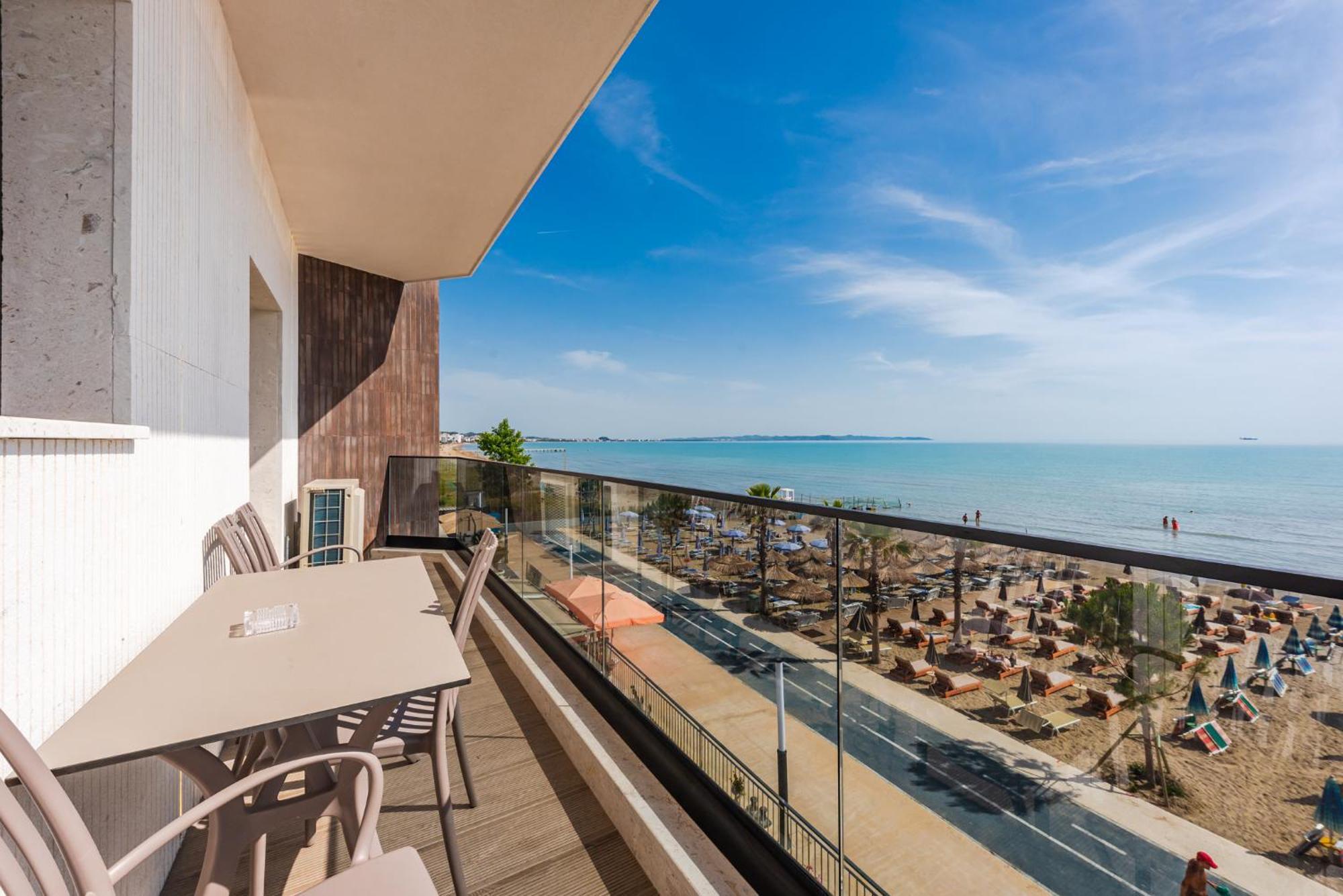 Sea View Apartments Eldo Durrës Szoba fotó